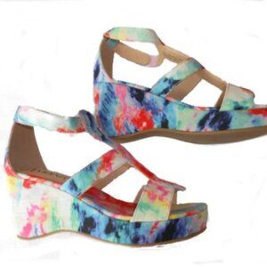 Amiana Boutique Women's size 9 Colorful Watercolor Platform Shoes Sandals NEW